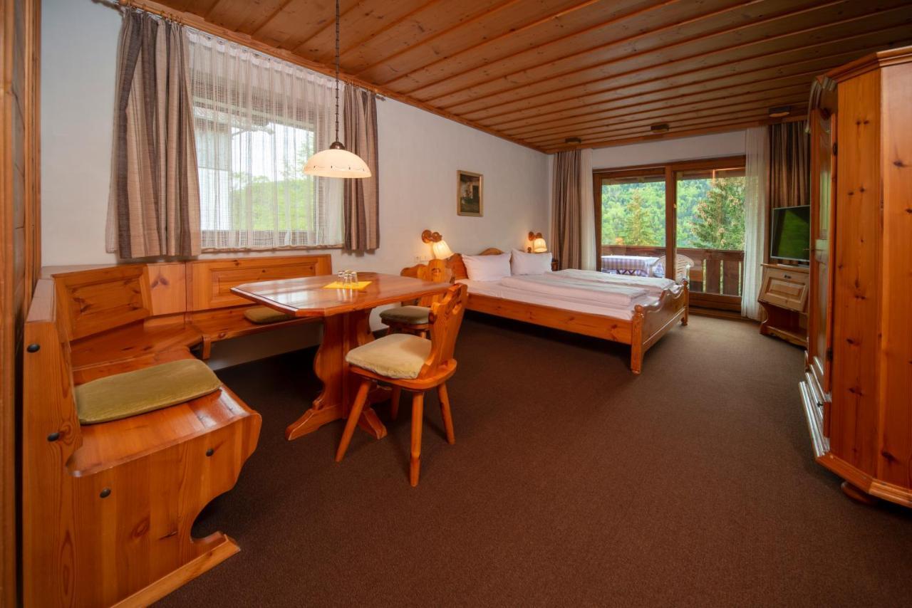 Seehotel Weissensee Fussen Ngoại thất bức ảnh